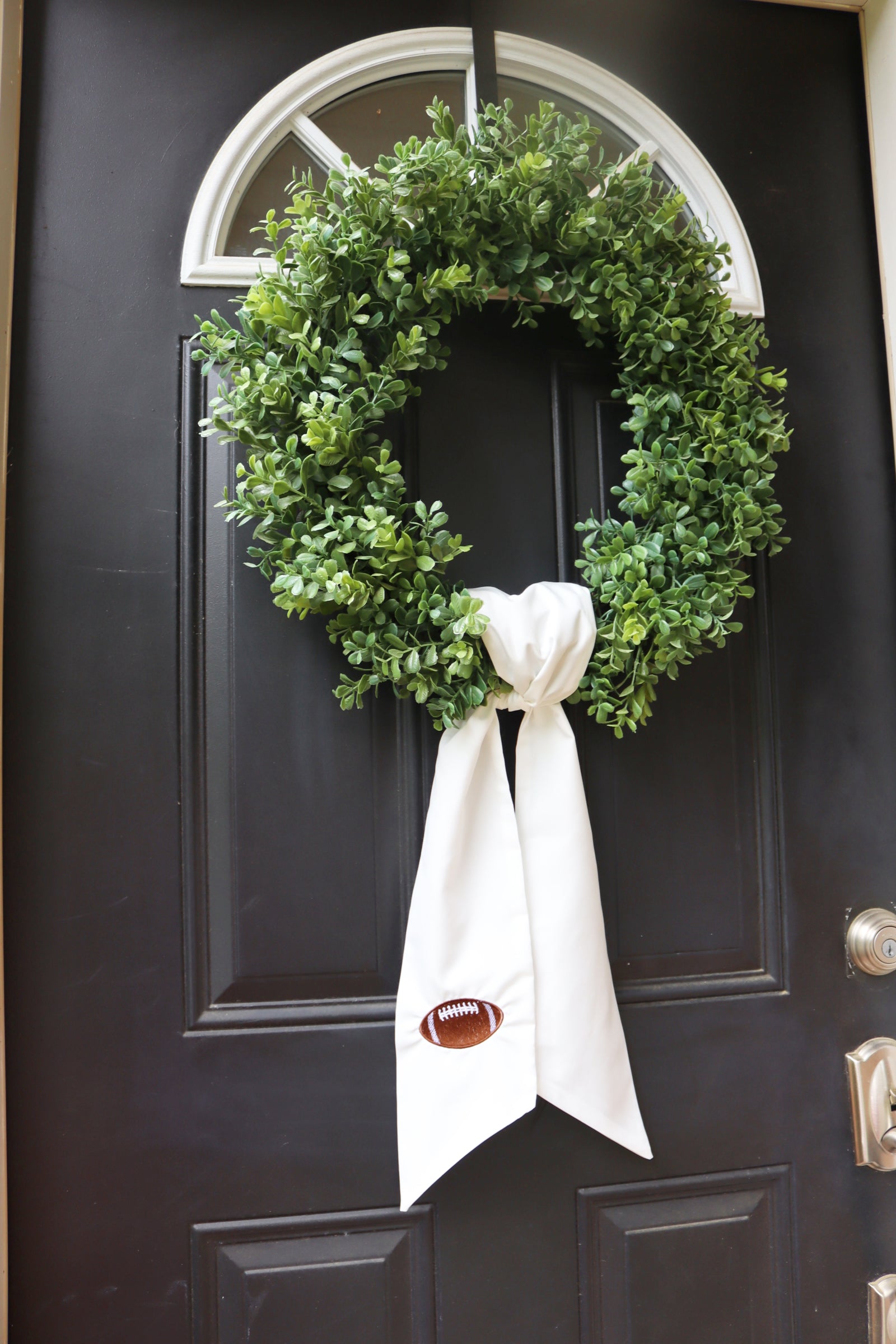 Saturday in the South Wreath Sash