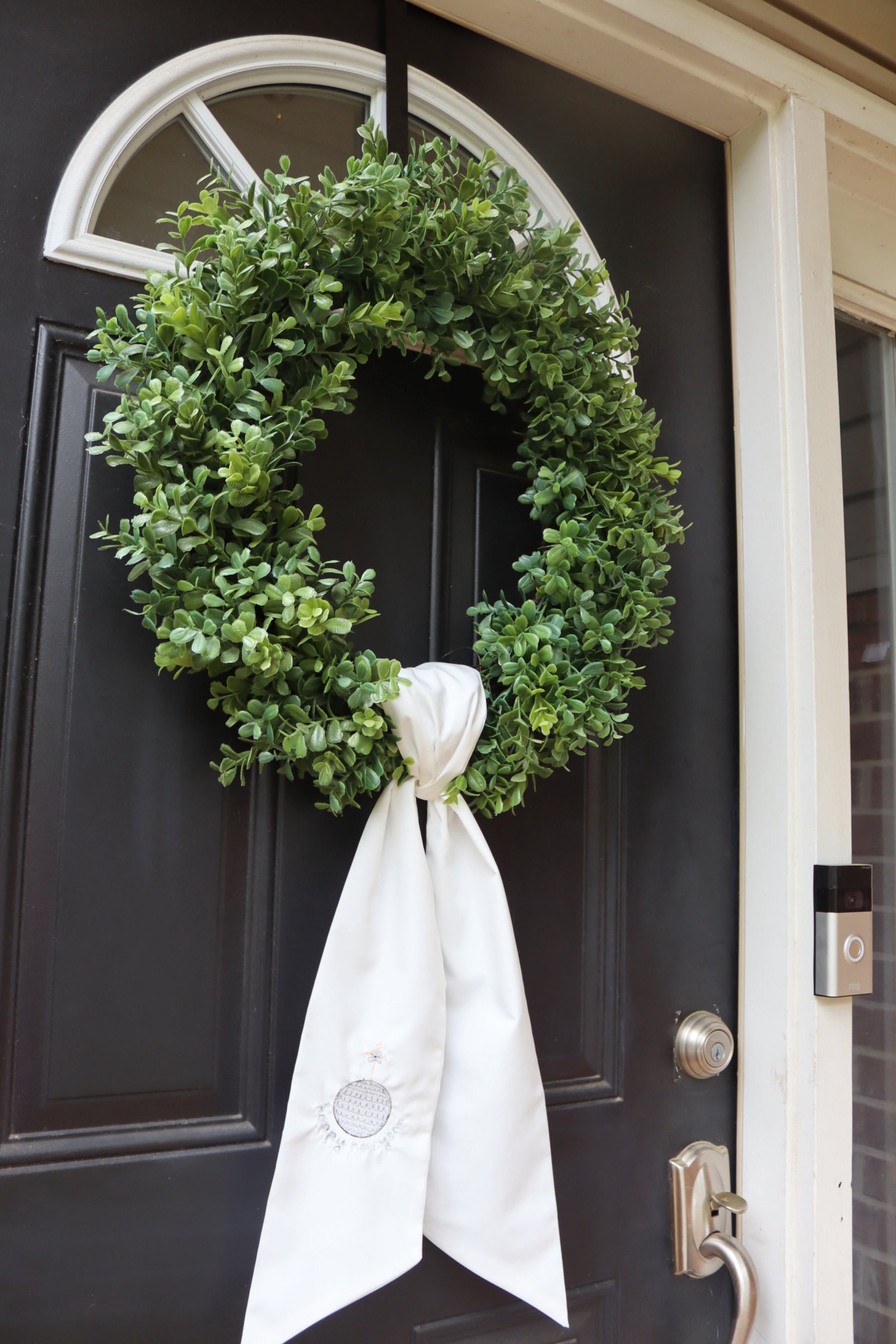Midnight Toast Wreath Sash