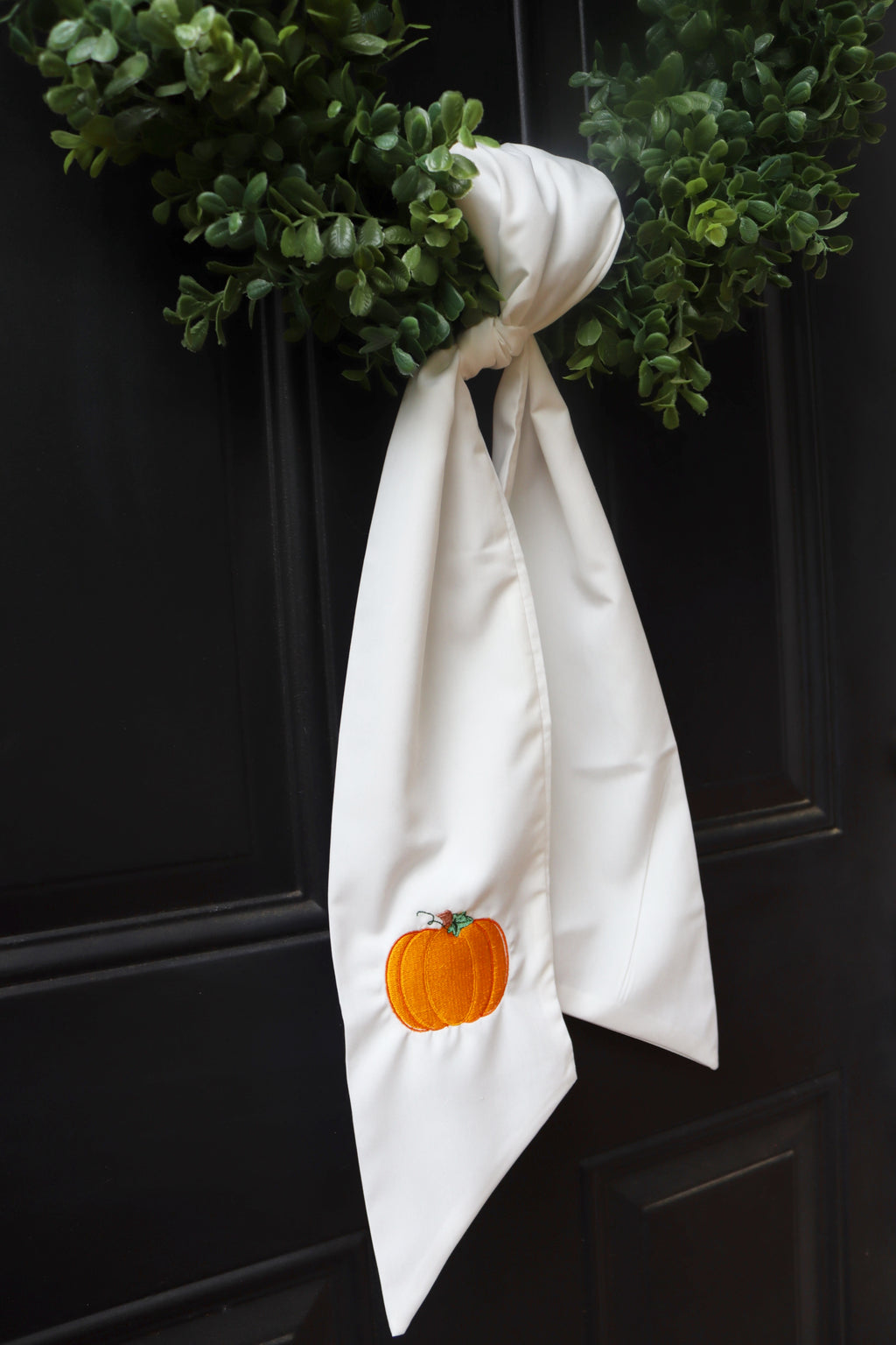 Harvest Hosting Wreath Sash