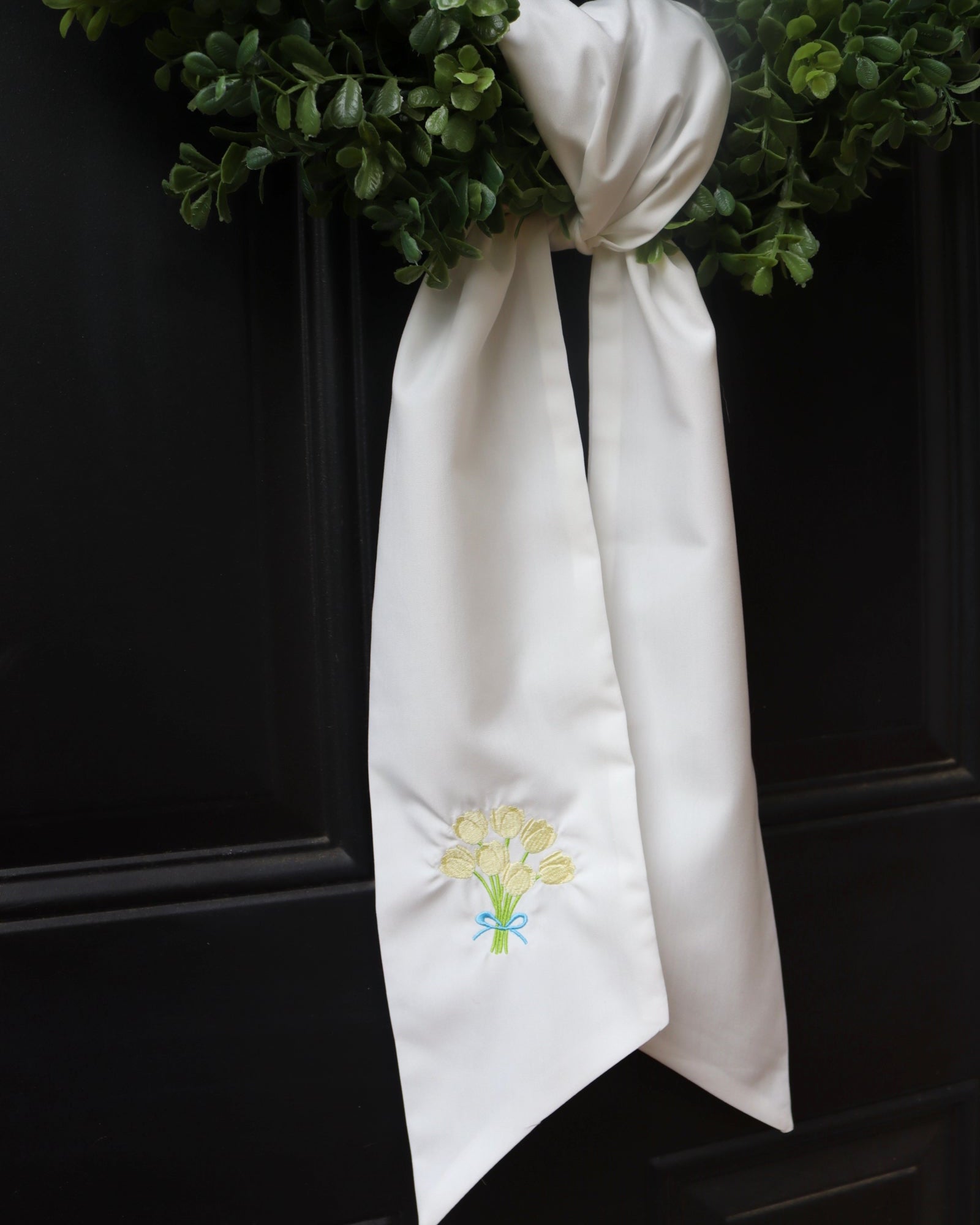 Tulip Season Wreath Sash