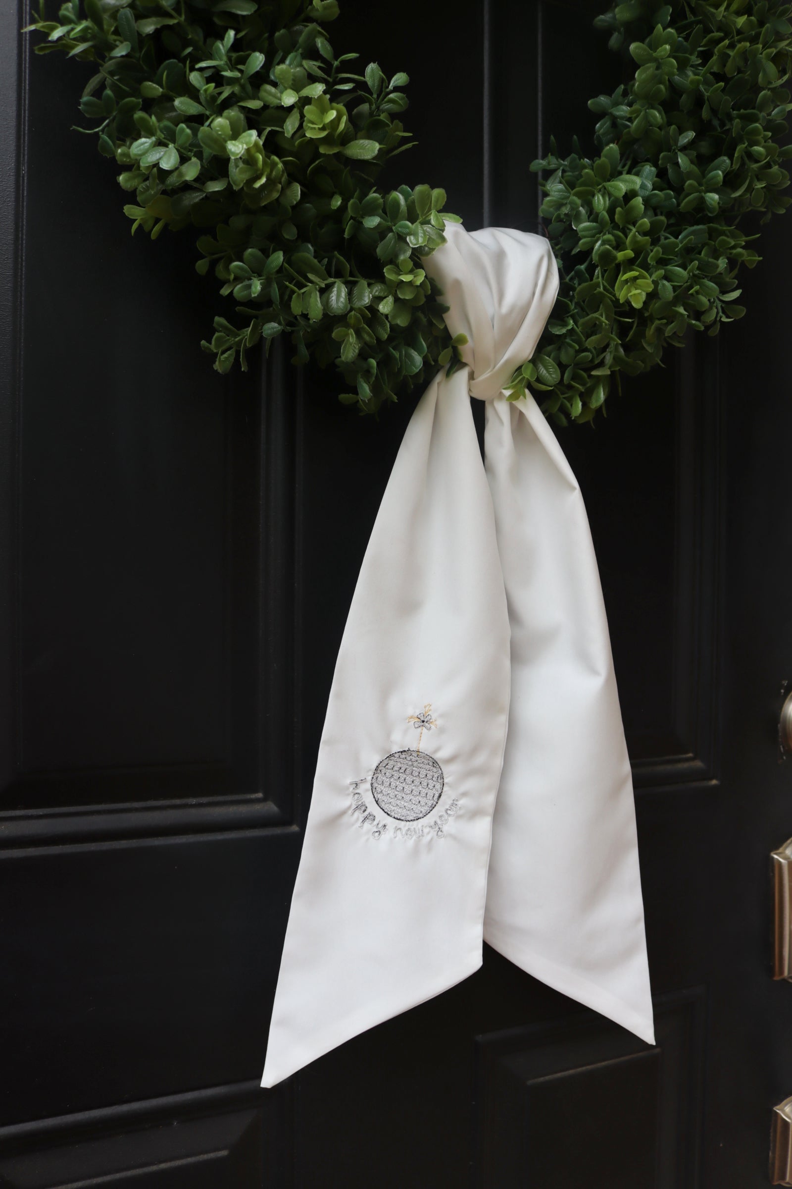 Midnight Toast Wreath Sash